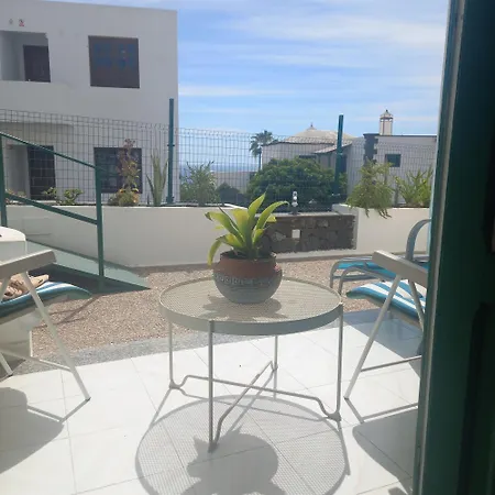 Appartement Bright & Spacious With Aircon