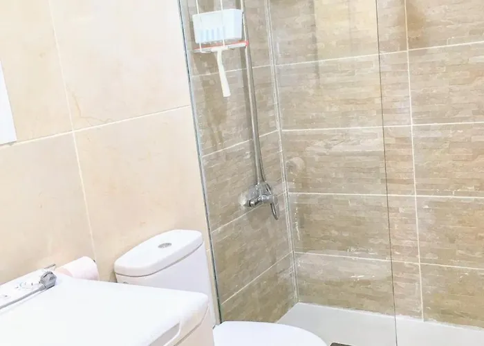 Daire Bright & Spacious With Aircon Puerto del Carmen (Lanzarote)