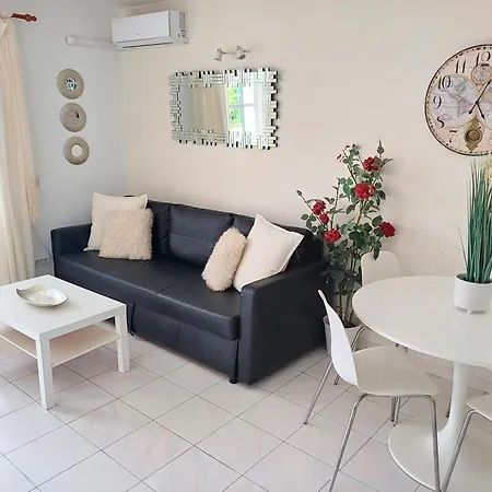 Bright & Spacious With Aircon Puerto del Carmen (Lanzarote)