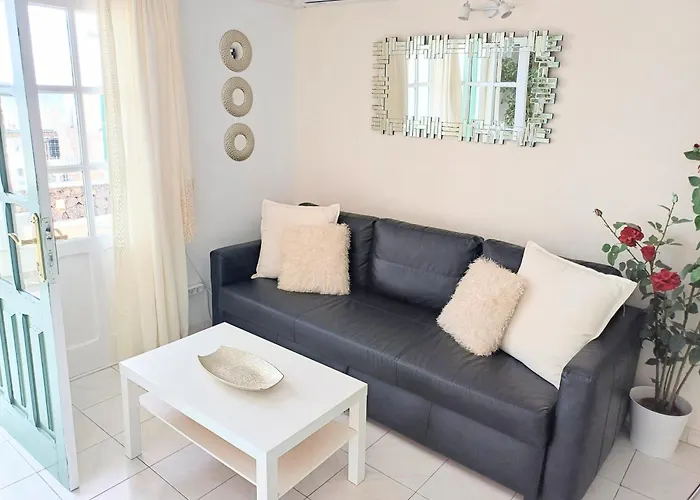 Bright & Spacious With Aircon * Puerto del Carmen (Lanzarote)